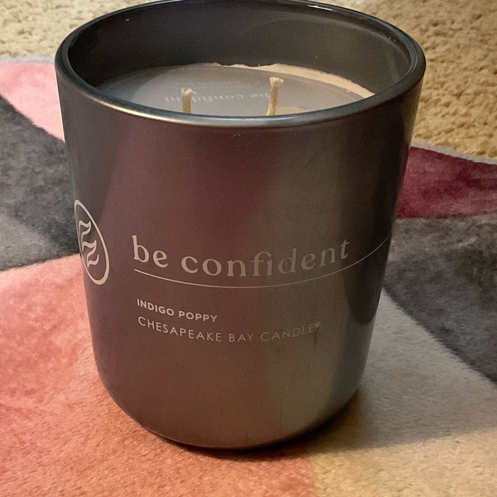 Chesapeake Bay Indigo Poppy Scented Candle - Gray